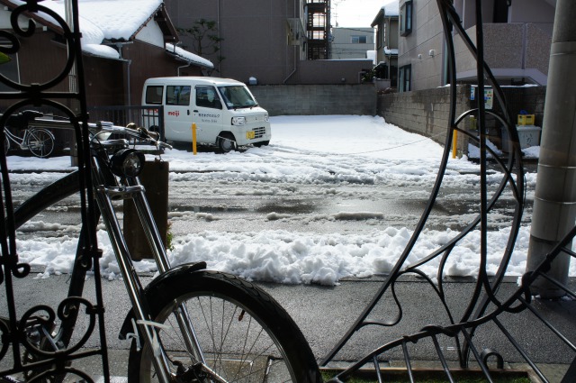 201402102
